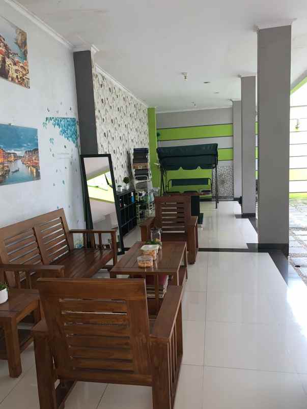 dijual rumah jl komplek kemang pratama
