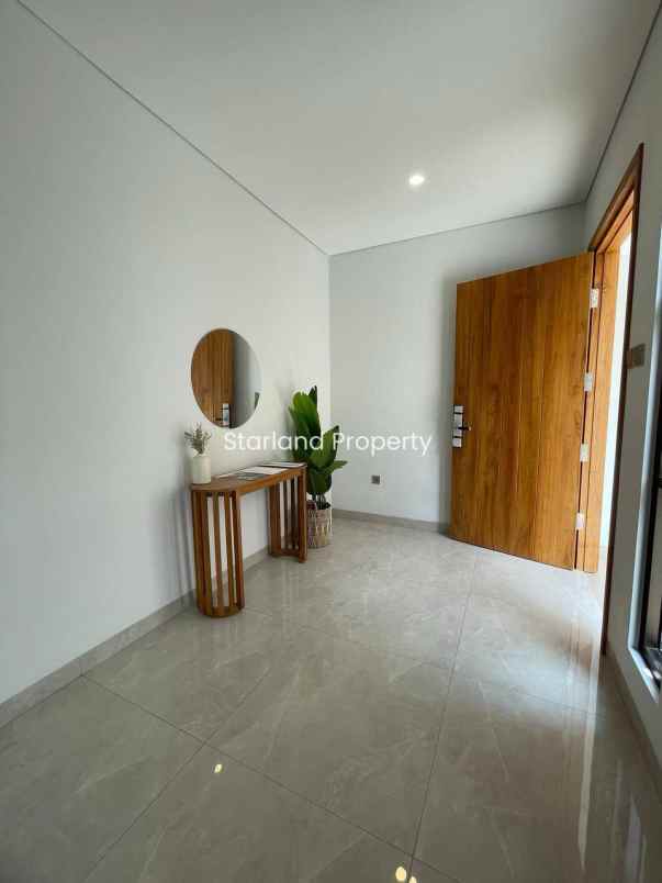 dijual rumah jl kucica bintaro jaya