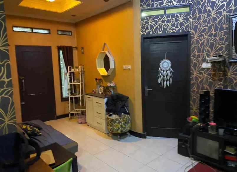 dijual rumah jl margaasih raya