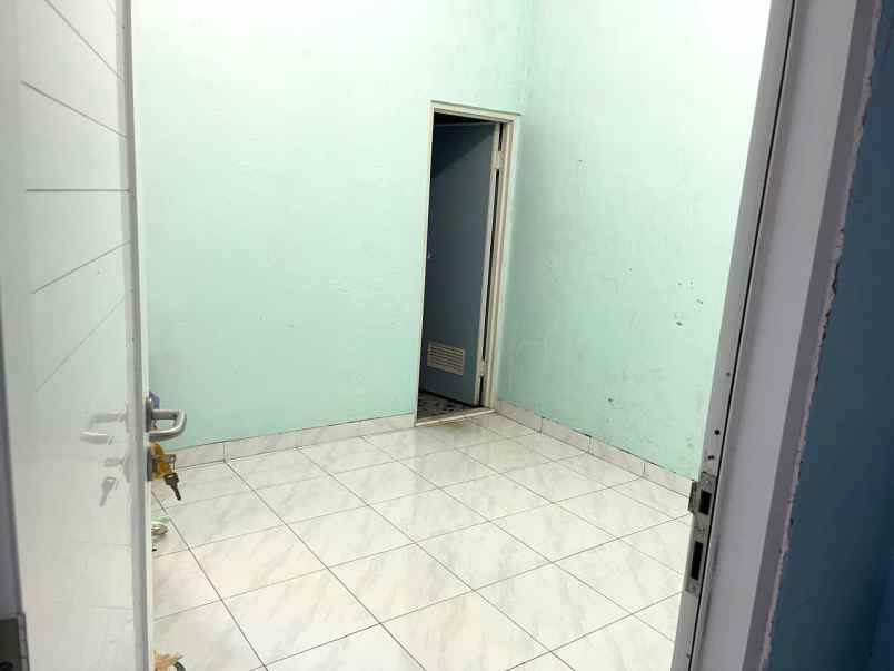 dijual rumah jl masjid al huda