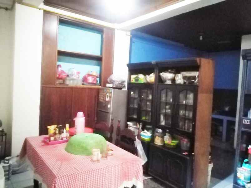 dijual rumah jl mayang kel pondok