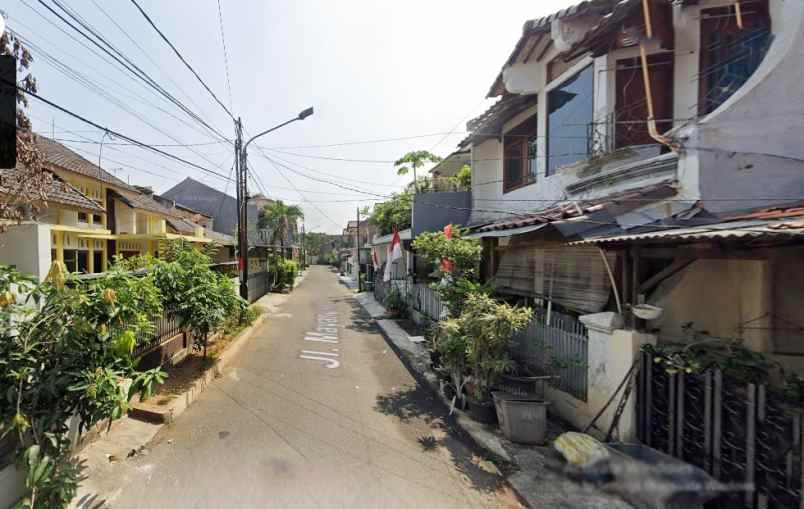 dijual rumah jl mayang kel pondok