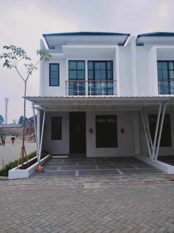 dijual rumah jl pepaya jagakarsa