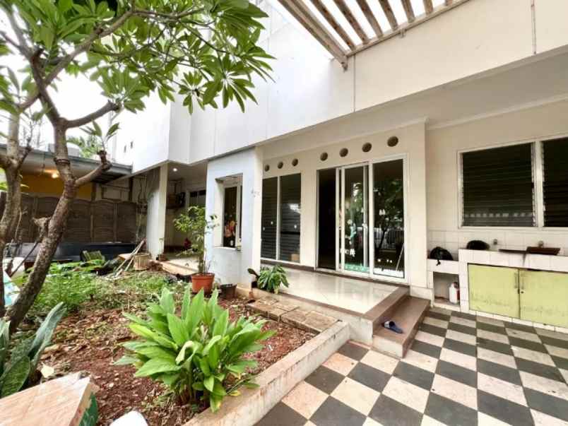 dijual rumah jl percetakan negara