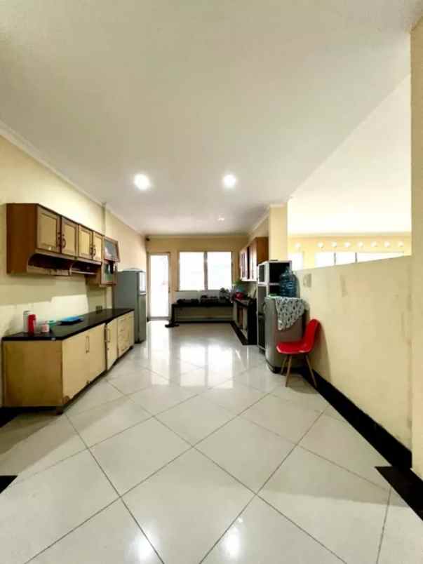 dijual rumah jl percetakan negara