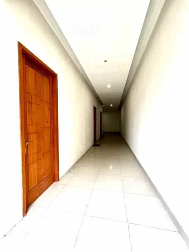 dijual rumah jl percetakan negara