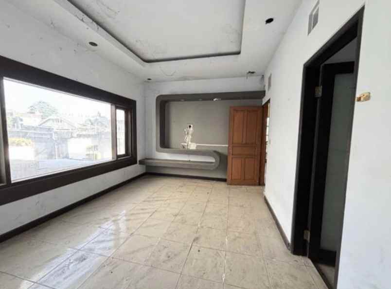 dijual rumah jl pidada ubung kec