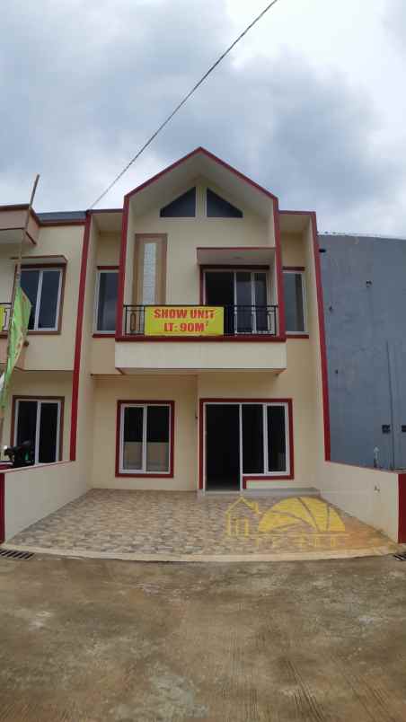 dijual rumah jl radar auri mekarsari