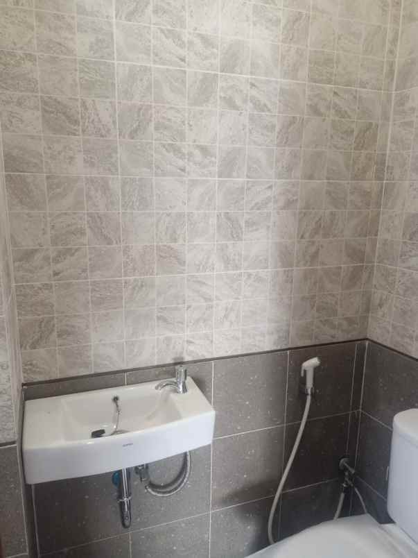 dijual rumah jl raden intan 2 duren