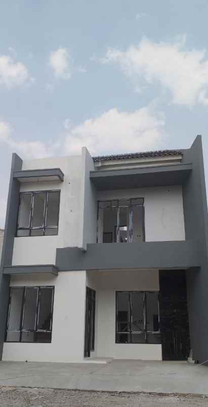 dijual rumah jl rawa bambon