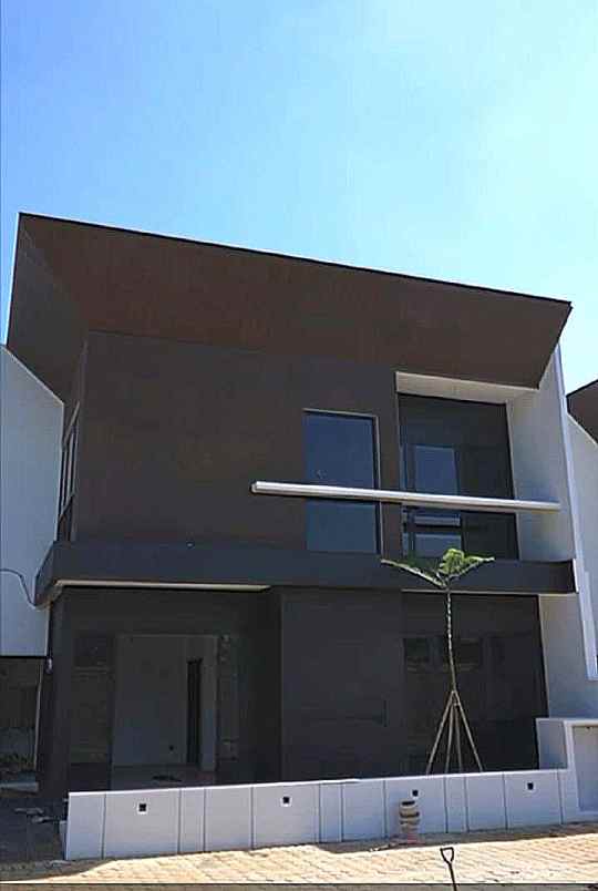 dijual rumah jl raya caman jatibening