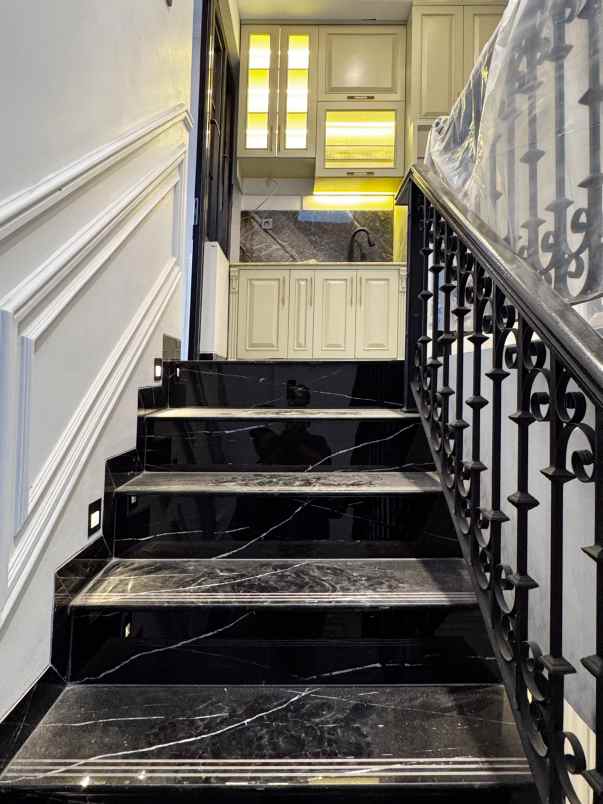 dijual rumah jl raya jagakarsa cilandak