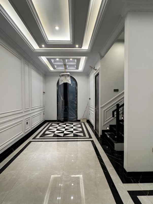 dijual rumah jl raya jagakarsa cilandak