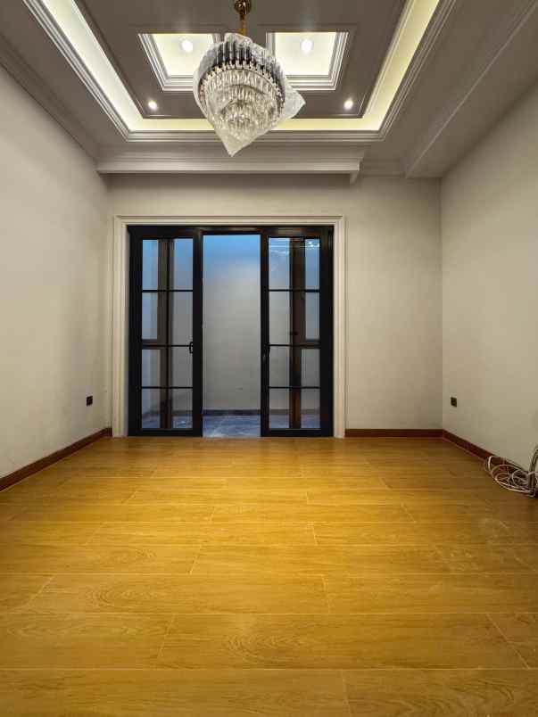 dijual rumah jl raya jagakarsa cilandak