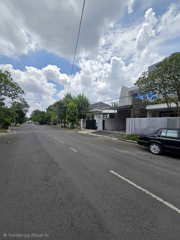 dijual rumah jl raya komplek duren