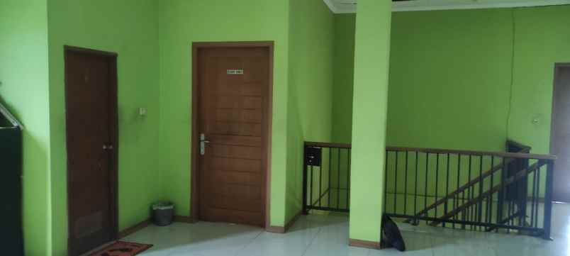 dijual rumah jl raya krannggan