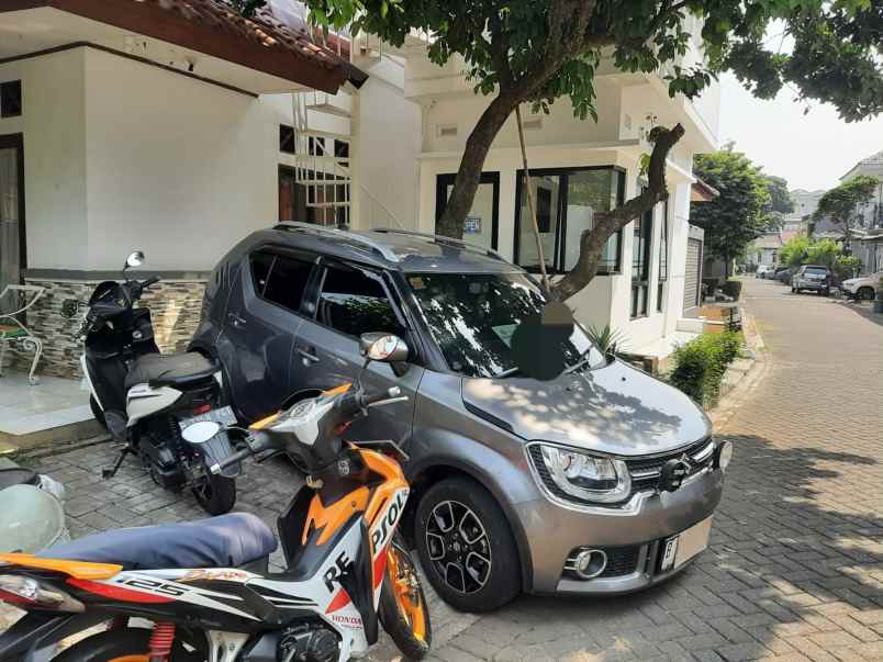 dijual rumah jl sawo mruyung limo