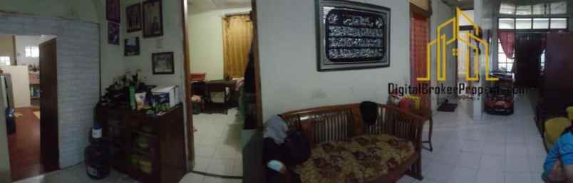 dijual rumah jl turangga bandung