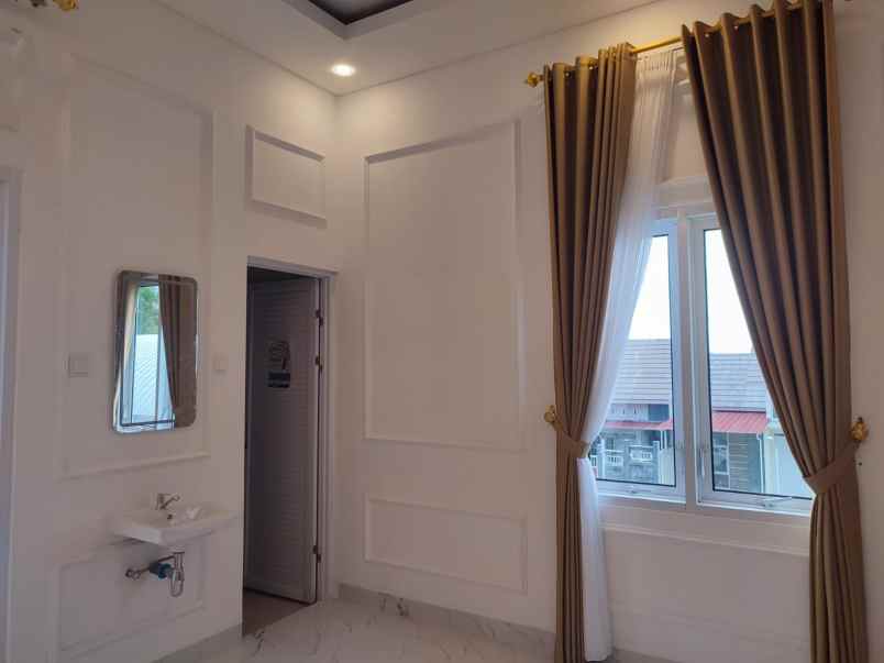 dijual rumah jl wahid hasyim