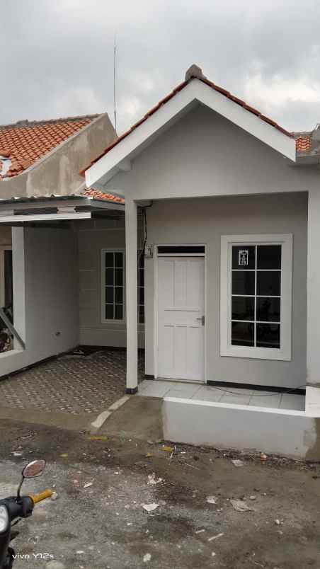 dijual rumah jln bojongtanjung