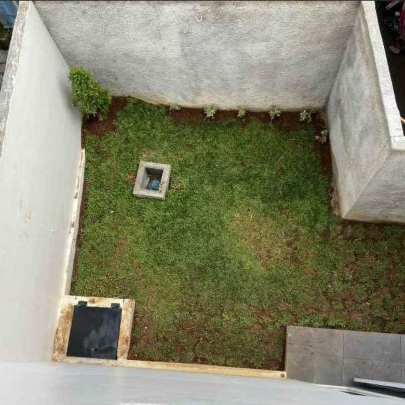 dijual rumah jln cahaya titis tanah baru