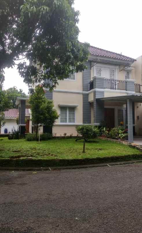 dijual rumah jln raya cibubur