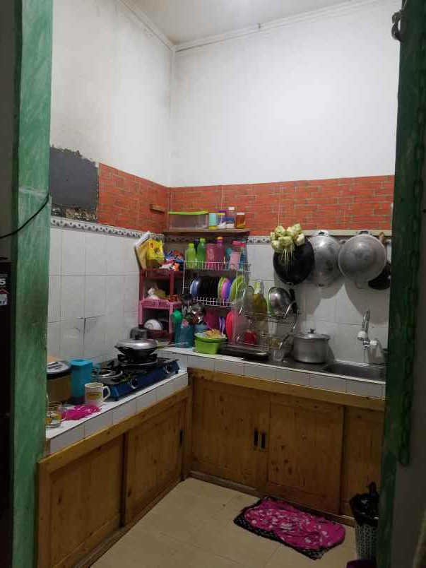 dijual rumah kampung jati cempaka