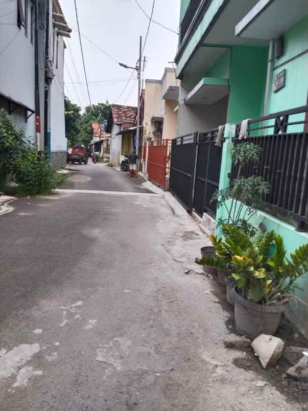 dijual rumah kav dki pondok kelapa