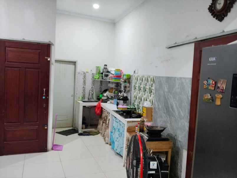 dijual rumah kav dki pondok kelapa