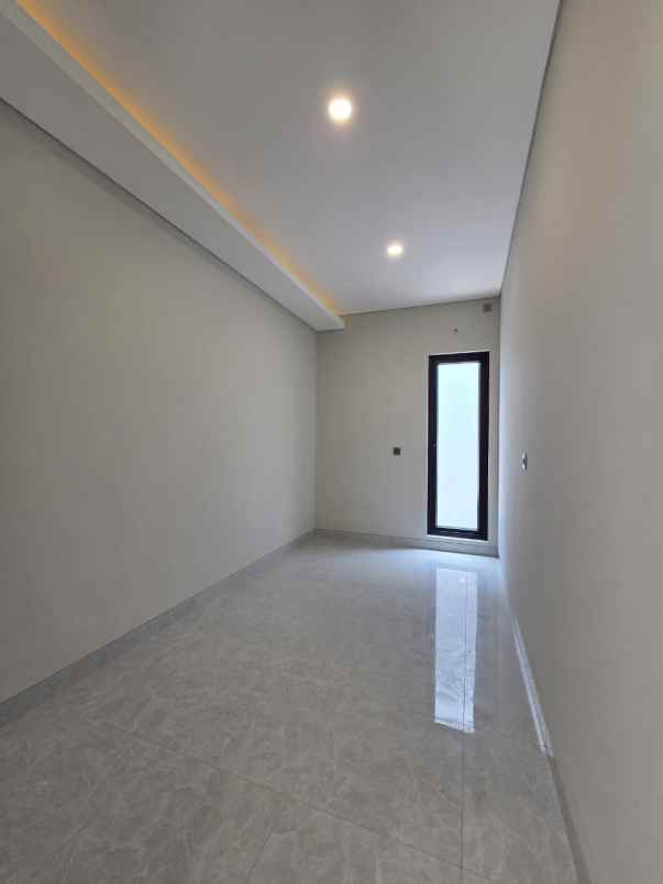 dijual rumah kavling dki