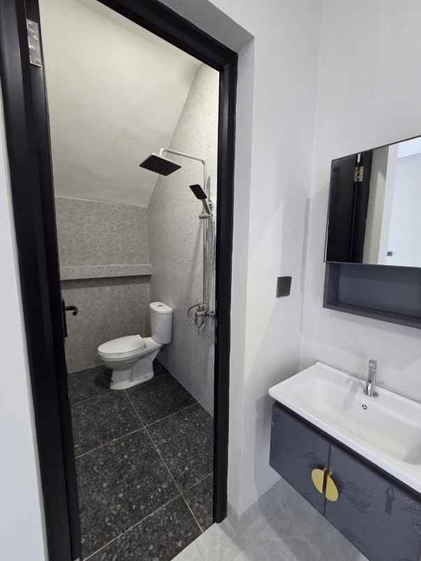 dijual rumah kavling dki