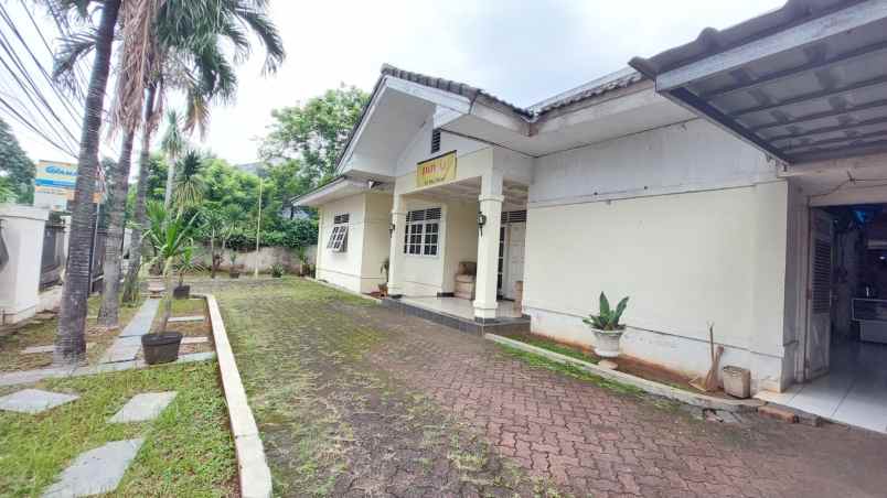 dijual rumah kebayoran baru