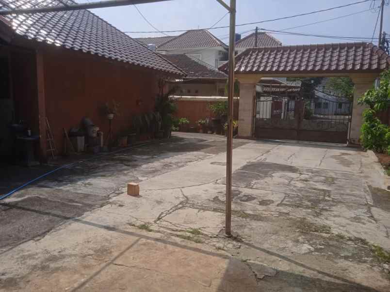 dijual rumah kebayoran lama