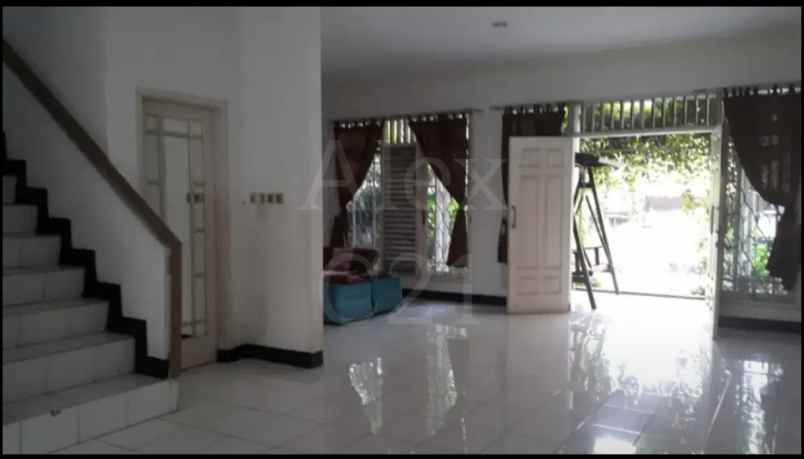 dijual rumah kebayoran lama jakarta selatan