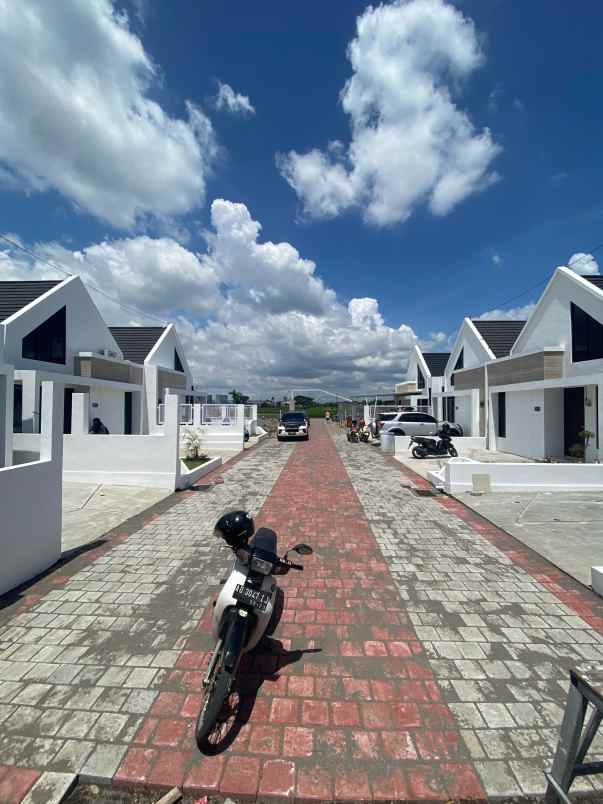dijual rumah kebondalem lor prambanan