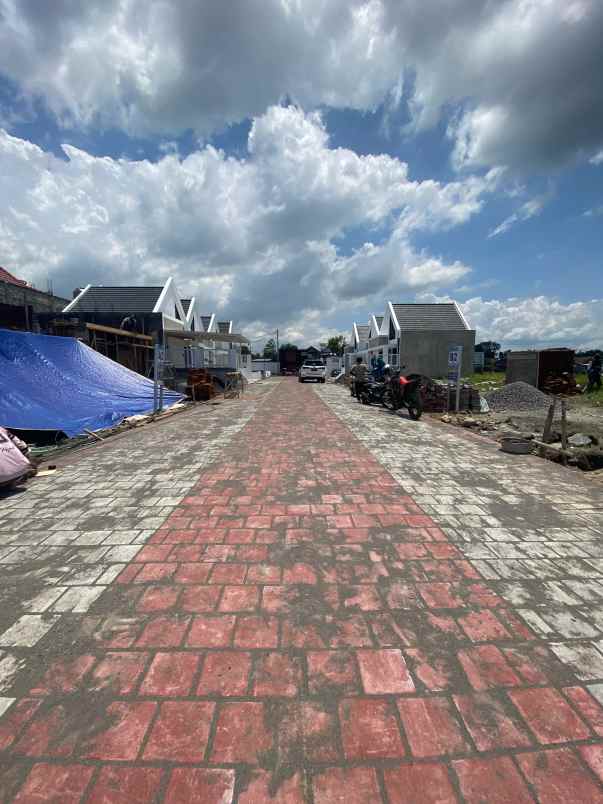 dijual rumah kebondalem lor prambanan