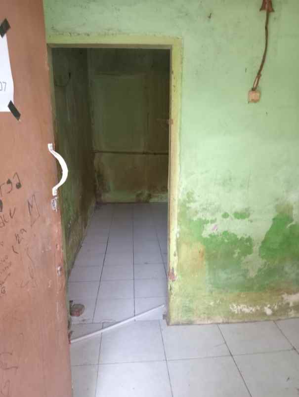 dijual rumah kebun cau teluk naga tangerang