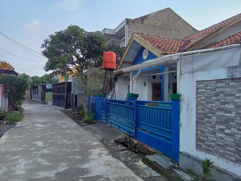 dijual rumah kec ngamprah