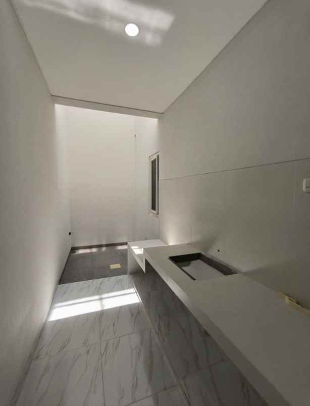 dijual rumah kenjeran