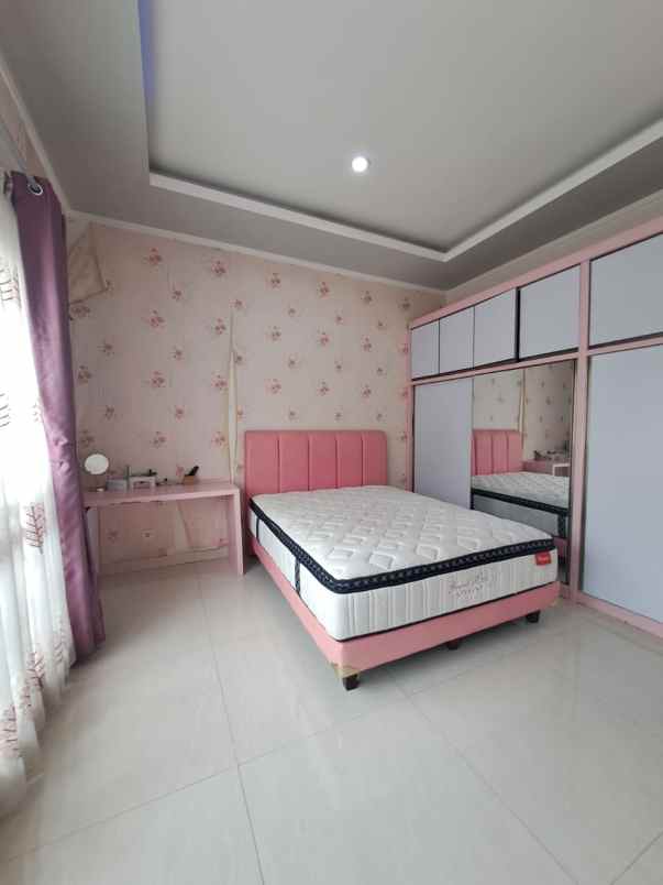 dijual rumah kh agus salim