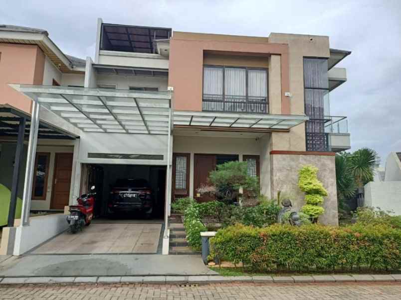 dijual rumah kh agus salim