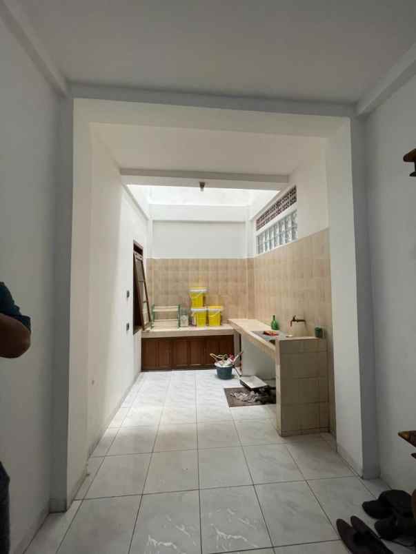 dijual rumah kiara asri