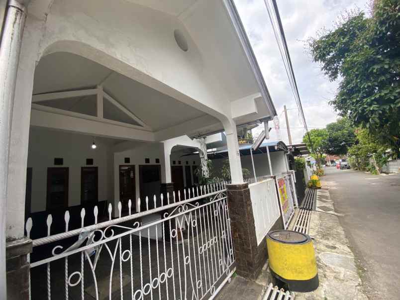 dijual rumah kiara asri