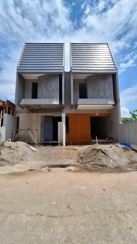 dijual rumah kodau