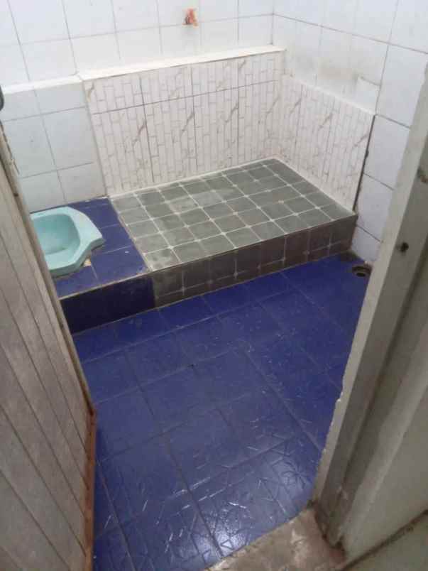 dijual rumah komp melati indah