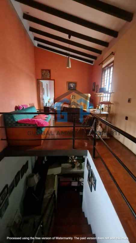 dijual rumah komplek baros
