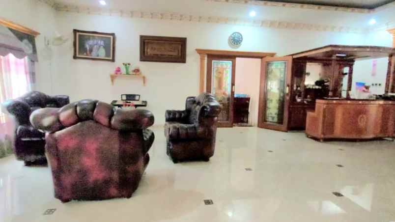 dijual rumah komplek billy moon duren sawit