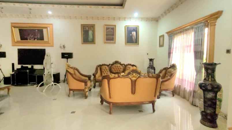 dijual rumah komplek billy moon duren sawit