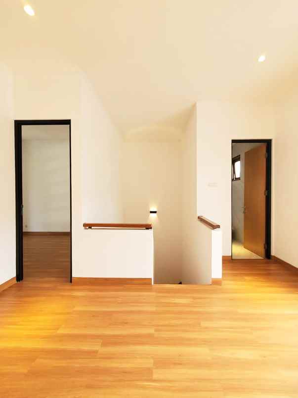 dijual rumah komplek bintaro jaya sektor 7