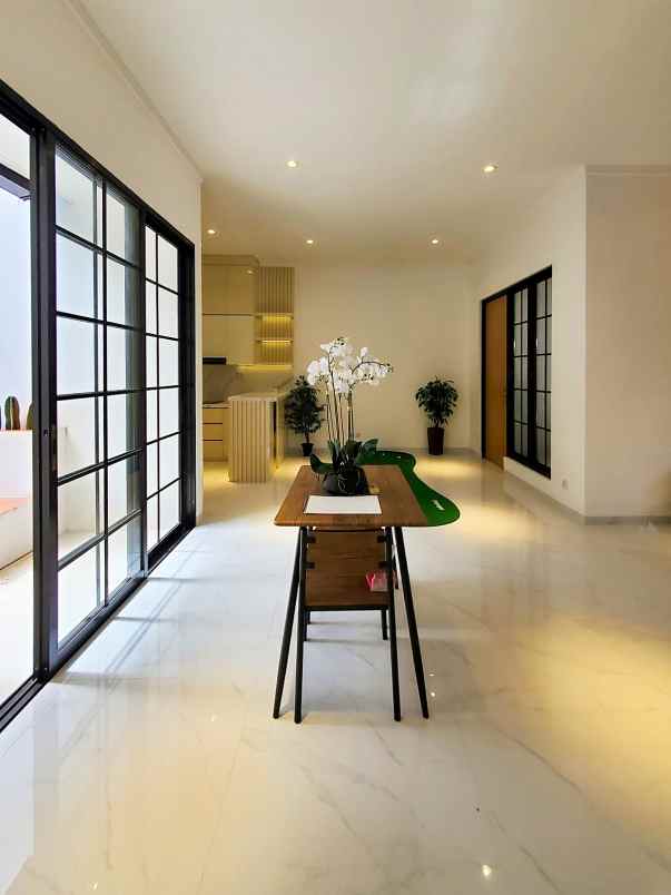 dijual rumah komplek bintaro jaya sektor 7